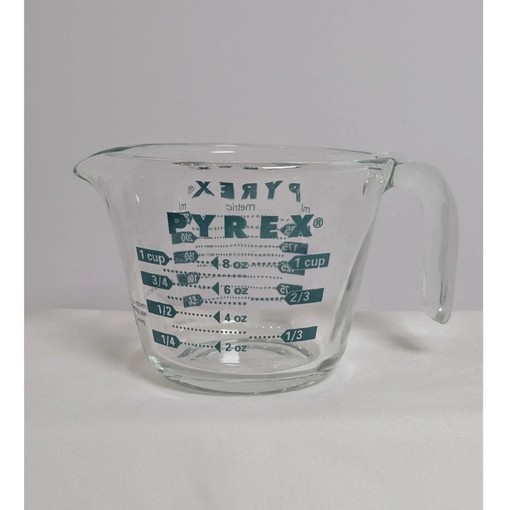 VTG Pyrex 1 Cup 8oz 250ml Glass Measuring Cup Green/Blue Lettering USA Corning